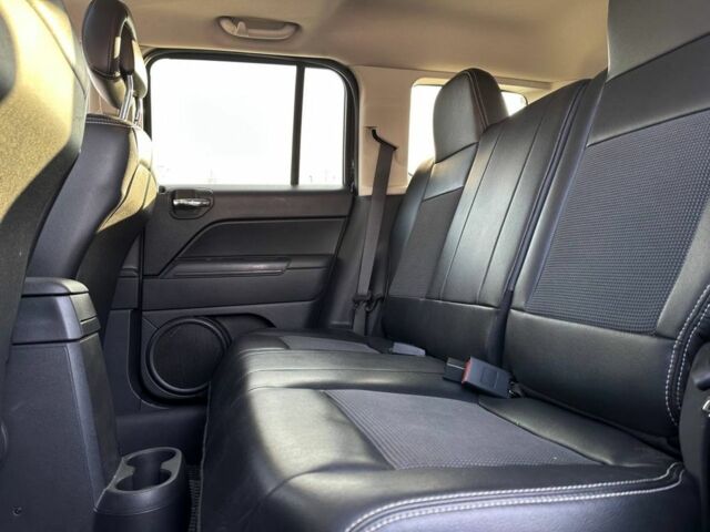 Синій Джип Patriot, об'ємом двигуна 2 л та пробігом 177 тис. км за 8900 $, фото 15 на Automoto.ua
