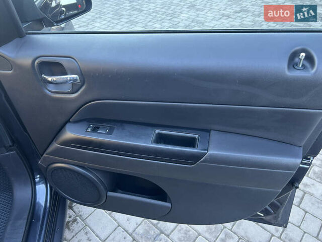 Синій Джип Patriot, об'ємом двигуна 2.36 л та пробігом 77 тис. км за 10300 $, фото 15 на Automoto.ua