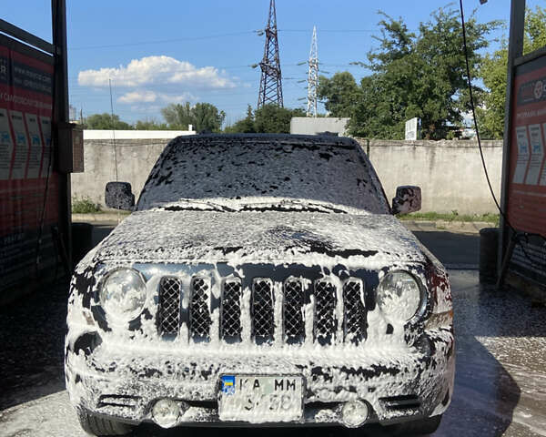Синий Джип Патриот, объемом двигателя 2 л и пробегом 160 тыс. км за 10500 $, фото 6 на Automoto.ua