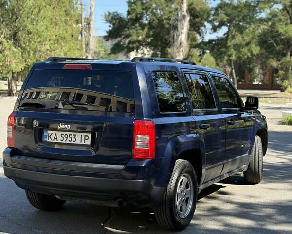 Синий Джип Патриот, объемом двигателя 2.36 л и пробегом 203 тыс. км за 8850 $, фото 3 на Automoto.ua