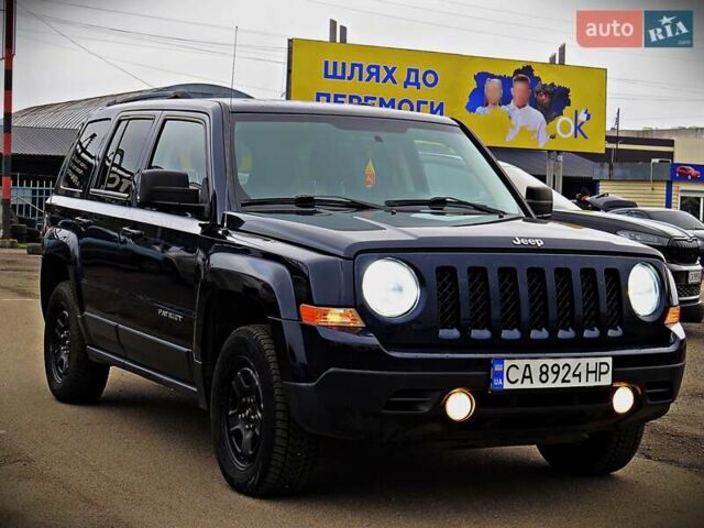 Синий Джип Патриот, объемом двигателя 2.36 л и пробегом 152 тыс. км за 8950 $, фото 1 на Automoto.ua