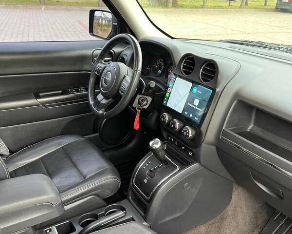 Синий Джип Патриот, объемом двигателя 2.4 л и пробегом 132 тыс. км за 11000 $, фото 16 на Automoto.ua