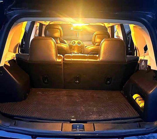 Синій Джип Patriot, об'ємом двигуна 2 л та пробігом 185 тис. км за 10250 $, фото 12 на Automoto.ua