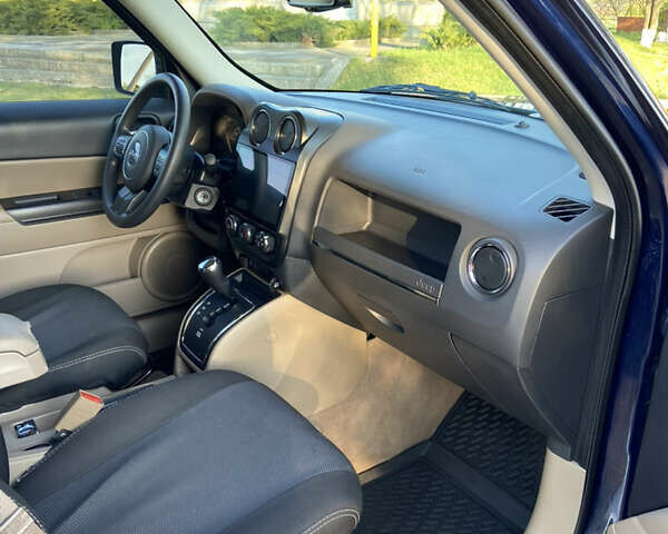 Синий Джип Патриот, объемом двигателя 2.36 л и пробегом 136 тыс. км за 11500 $, фото 16 на Automoto.ua