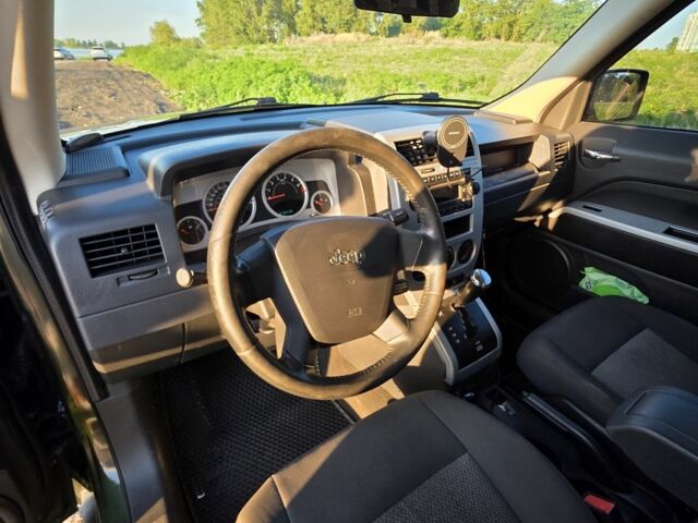 Зеленый Джип Патриот, объемом двигателя 2.4 л и пробегом 219 тыс. км за 6000 $, фото 7 на Automoto.ua