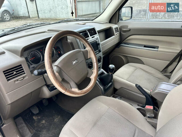 Зеленый Джип Патриот, объемом двигателя 2 л и пробегом 280 тыс. км за 4700 $, фото 5 на Automoto.ua