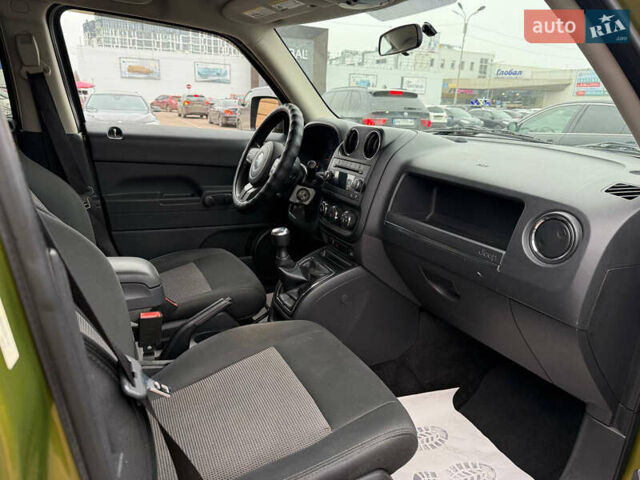 Зеленый Джип Патриот, объемом двигателя 2 л и пробегом 217 тыс. км за 8500 $, фото 9 на Automoto.ua