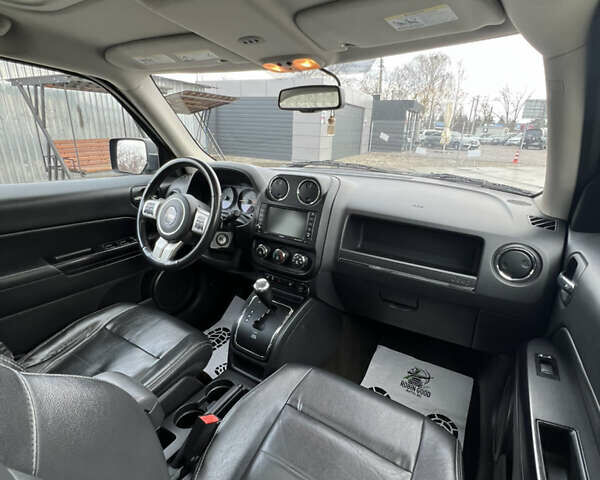 Зеленый Джип Патриот, объемом двигателя 2.36 л и пробегом 209 тыс. км за 11200 $, фото 17 на Automoto.ua