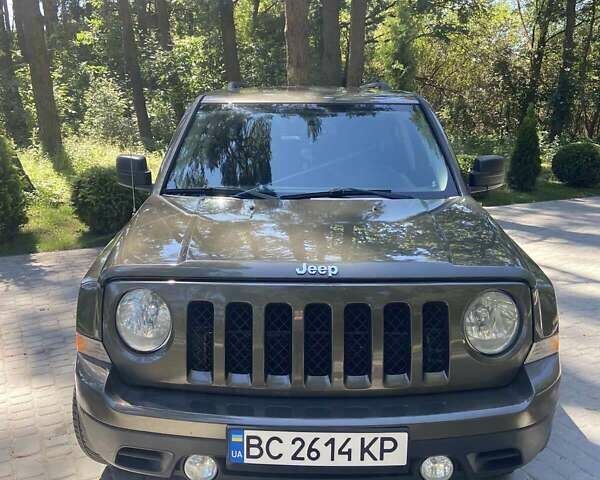 Зеленый Джип Патриот, объемом двигателя 2.36 л и пробегом 243 тыс. км за 9500 $, фото 6 на Automoto.ua