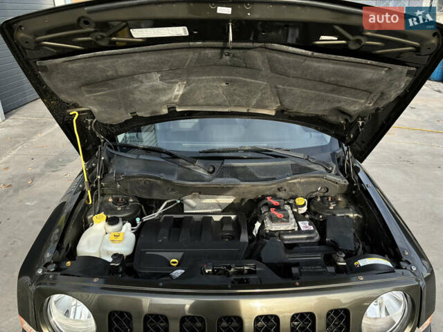 Зеленый Джип Патриот, объемом двигателя 2.36 л и пробегом 209 тыс. км за 11200 $, фото 10 на Automoto.ua