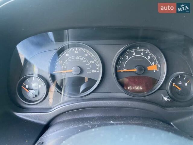 Зеленый Джип Патриот, объемом двигателя 2.36 л и пробегом 243 тыс. км за 9500 $, фото 1 на Automoto.ua