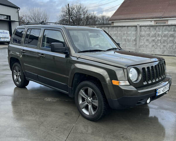 Зеленый Джип Патриот, объемом двигателя 2.36 л и пробегом 209 тыс. км за 11200 $, фото 4 на Automoto.ua