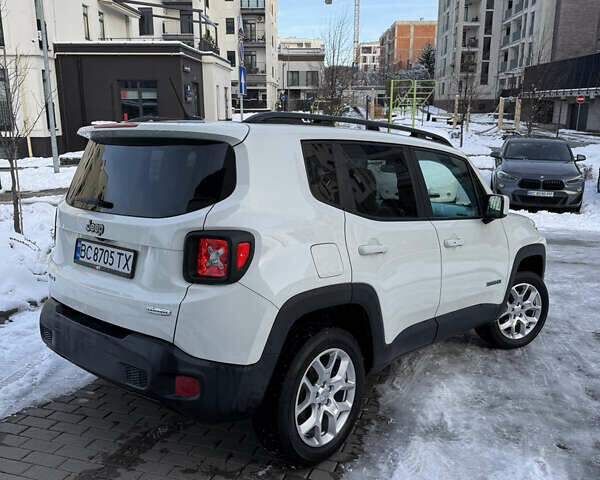 Білий Джип Ренегат, об'ємом двигуна 2.36 л та пробігом 134 тис. км за 15500 $, фото 4 на Automoto.ua