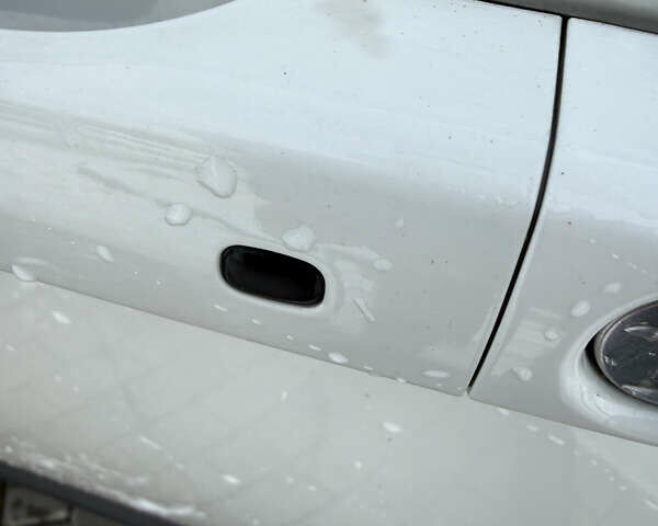 Білий Джип Ренегат, об'ємом двигуна 2.36 л та пробігом 134 тис. км за 15500 $, фото 9 на Automoto.ua