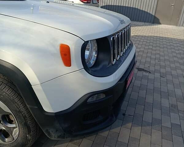 Белый Джип Ренегат, объемом двигателя 2.4 л и пробегом 147 тыс. км за 12499 $, фото 19 на Automoto.ua
