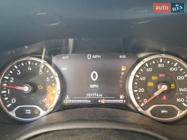Белый Джип Ренегат, объемом двигателя 2.36 л и пробегом 163 тыс. км за 1300 $, фото 8 на Automoto.ua