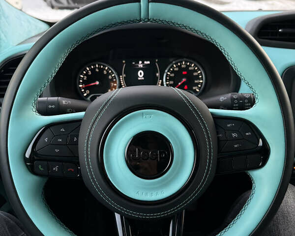 Білий Джип Ренегат, об'ємом двигуна 2.36 л та пробігом 134 тис. км за 15500 $, фото 19 на Automoto.ua