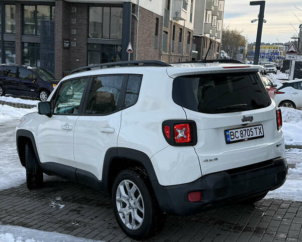 Білий Джип Ренегат, об'ємом двигуна 2.36 л та пробігом 134 тис. км за 15500 $, фото 6 на Automoto.ua