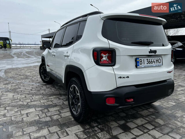 Білий Джип Ренегат, об'ємом двигуна 2.4 л та пробігом 159 тис. км за 14200 $, фото 14 на Automoto.ua