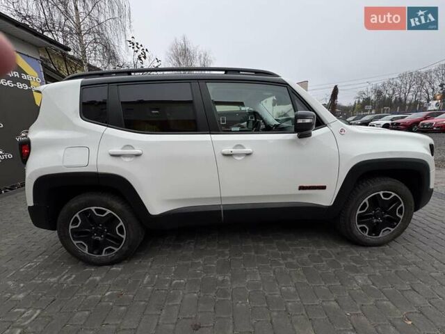 Белый Джип Ренегат, объемом двигателя 2.4 л и пробегом 120 тыс. км за 14900 $, фото 16 на Automoto.ua