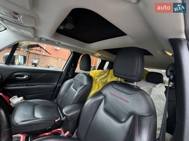 Белый Джип Ренегат, объемом двигателя 2.4 л и пробегом 120 тыс. км за 14900 $, фото 21 на Automoto.ua