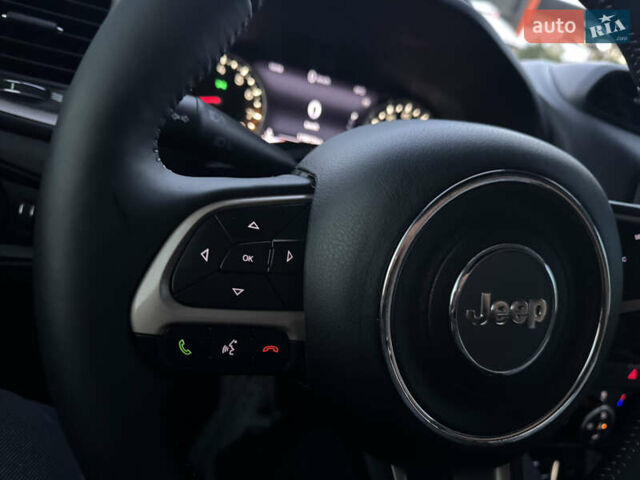 Белый Джип Ренегат, объемом двигателя 2.36 л и пробегом 170 тыс. км за 12700 $, фото 15 на Automoto.ua