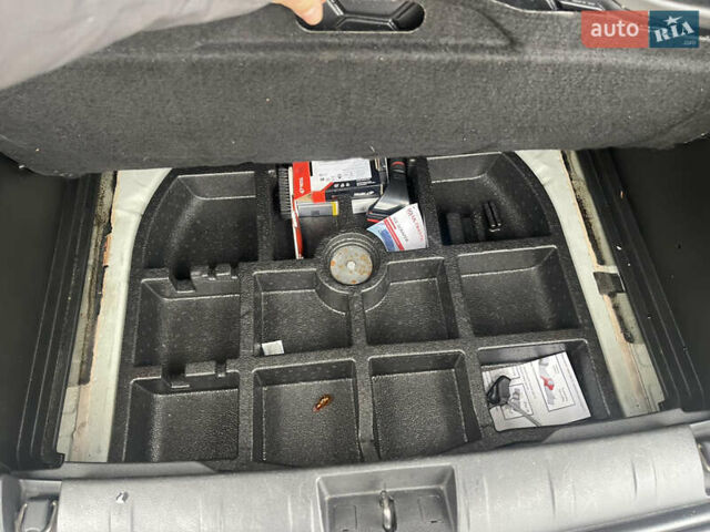 Білий Джип Ренегат, об'ємом двигуна 2.36 л та пробігом 128 тис. км за 12000 $, фото 15 на Automoto.ua