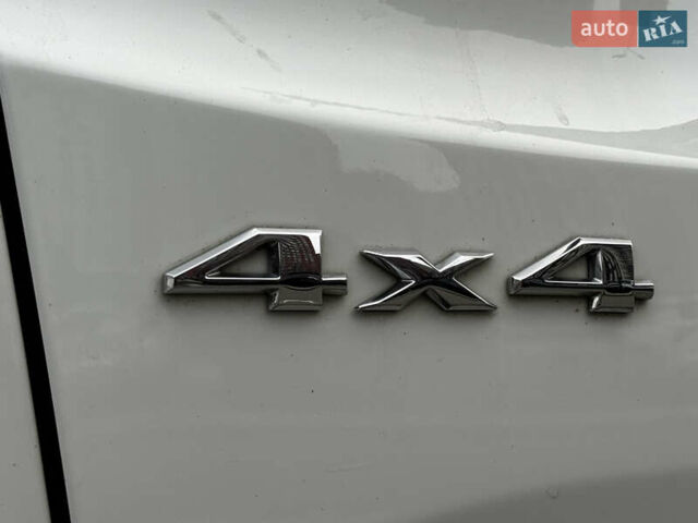 Белый Джип Ренегат, объемом двигателя 2.4 л и пробегом 158 тыс. км за 10999 $, фото 16 на Automoto.ua