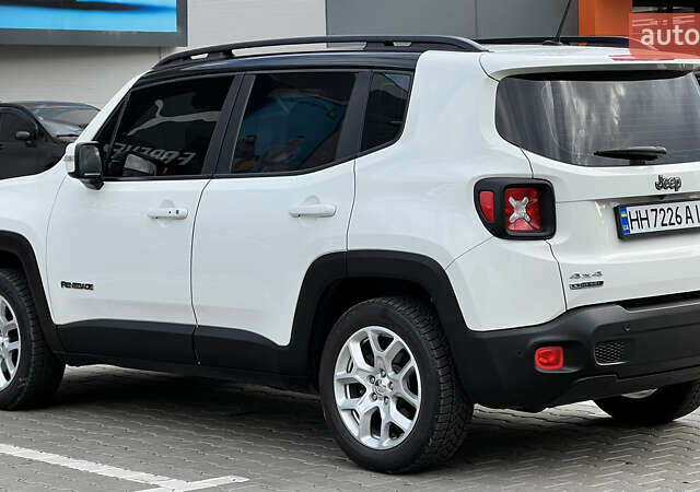 Джип Ренегат 2016 в Одессе на Automoto.ua Белый Джип Ренегат, объемом двигателя 1.96 л и пробегом 96 тыс. км за 15500 $, фото 1 на Automoto.ua