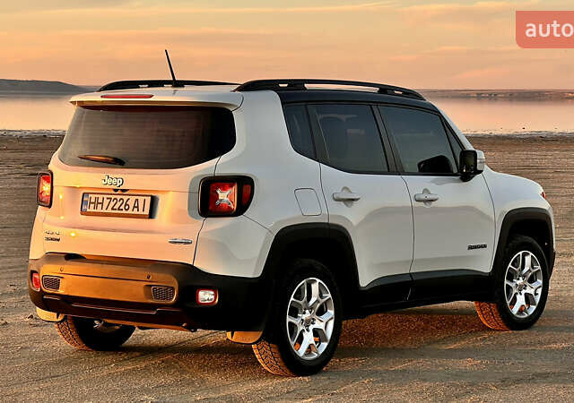 Білий Джип Ренегат, об'ємом двигуна 2 л та пробігом 99 тис. км за 16600 $, фото 2 на Automoto.ua
