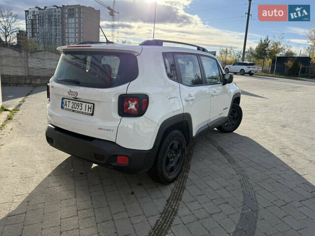 Джип Ренегат 2016 в Ивано-Франковске на Automoto.ua Белый Джип Ренегат, объемом двигателя 2.36 л и пробегом 177 тыс. км за 14500 $, фото 2 на Automoto.ua