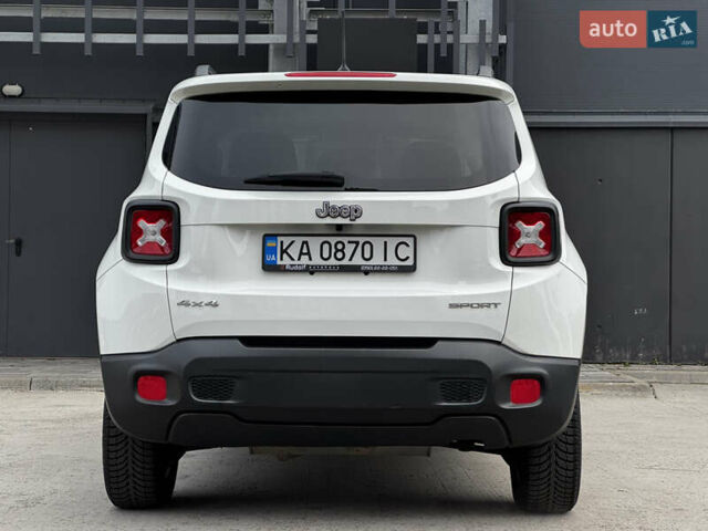 Белый Джип Ренегат, объемом двигателя 2.4 л и пробегом 158 тыс. км за 10999 $, фото 14 на Automoto.ua