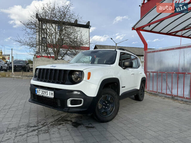 Джип Ренегат 2016 в Ивано-Франковске на Automoto.ua Белый Джип Ренегат, объемом двигателя 2.36 л и пробегом 177 тыс. км за 14500 $, фото 6 на Automoto.ua