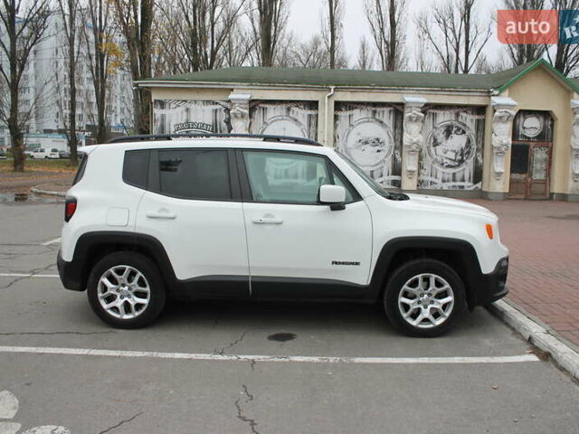 Белый Джип Ренегат, объемом двигателя 2.4 л и пробегом 157 тыс. км за 11700 $, фото 2 на Automoto.ua