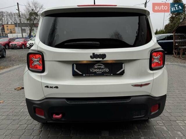 Белый Джип Ренегат, объемом двигателя 2.4 л и пробегом 120 тыс. км за 14900 $, фото 13 на Automoto.ua