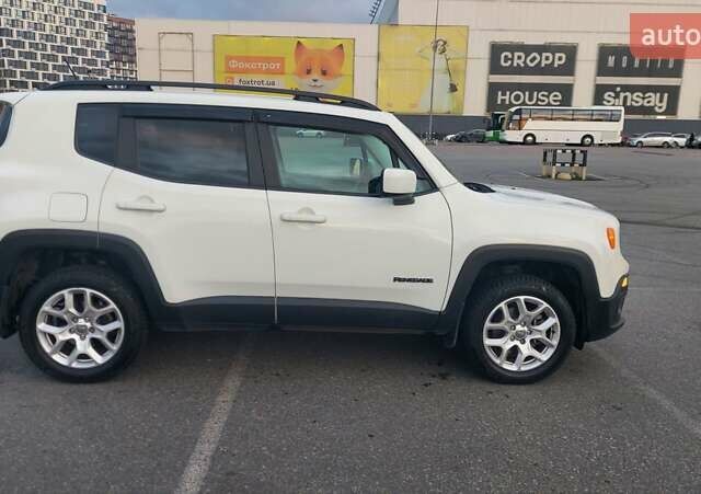 Белый Джип Ренегат, объемом двигателя 2.36 л и пробегом 147 тыс. км за 14000 $, фото 3 на Automoto.ua
