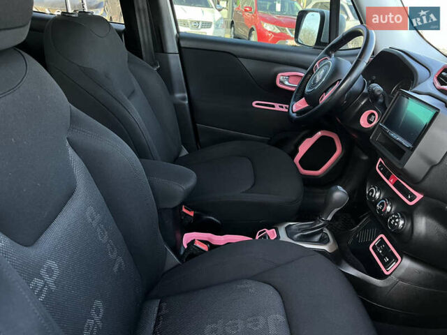 Белый Джип Ренегат, объемом двигателя 2.4 л и пробегом 163 тыс. км за 13800 $, фото 15 на Automoto.ua