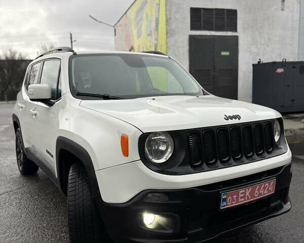 Білий Джип Ренегат, об'ємом двигуна 2.4 л та пробігом 230 тис. км за 12300 $, фото 4 на Automoto.ua