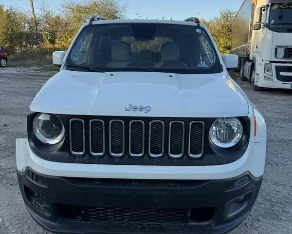 Белый Джип Ренегат, объемом двигателя 2.36 л и пробегом 155 тыс. км за 11500 $, фото 2 на Automoto.ua