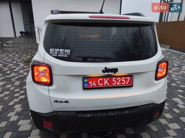 Белый Джип Ренегат, объемом двигателя 2.4 л и пробегом 112 тыс. км за 13200 $, фото 19 на Automoto.ua