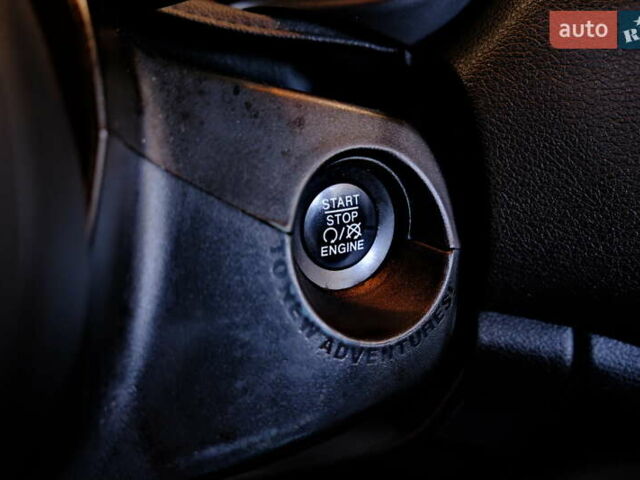 Білий Джип Ренегат, об'ємом двигуна 2.4 л та пробігом 131 тис. км за 13900 $, фото 36 на Automoto.ua