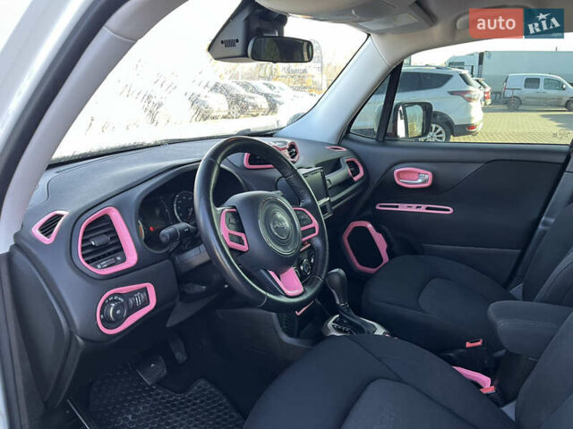 Белый Джип Ренегат, объемом двигателя 2.4 л и пробегом 163 тыс. км за 13800 $, фото 8 на Automoto.ua