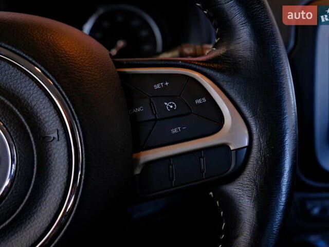 Білий Джип Ренегат, об'ємом двигуна 2.4 л та пробігом 131 тис. км за 13900 $, фото 32 на Automoto.ua