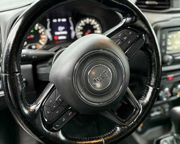 Білий Джип Ренегат, об'ємом двигуна 2.4 л та пробігом 230 тис. км за 12300 $, фото 25 на Automoto.ua