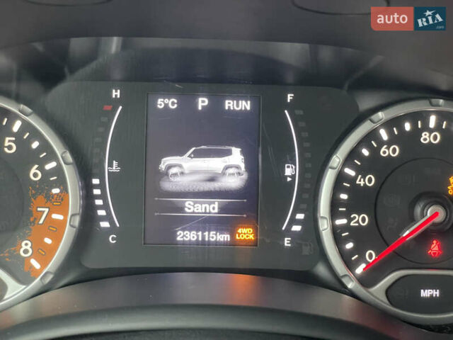Білий Джип Ренегат, об'ємом двигуна 2.4 л та пробігом 233 тис. км за 11700 $, фото 50 на Automoto.ua