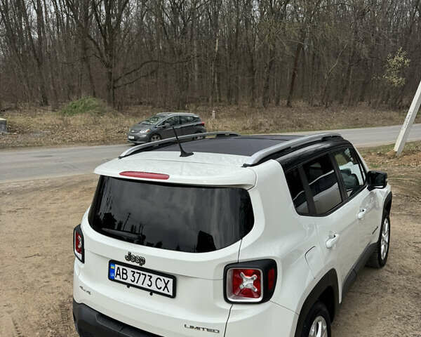 Белый Джип Ренегат, объемом двигателя 2.36 л и пробегом 158 тыс. км за 13700 $, фото 14 на Automoto.ua