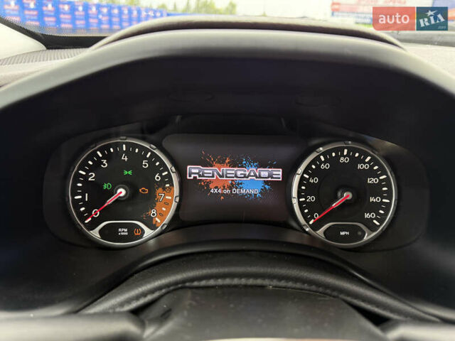 Белый Джип Ренегат, объемом двигателя 2.36 л и пробегом 156 тыс. км за 13800 $, фото 31 на Automoto.ua