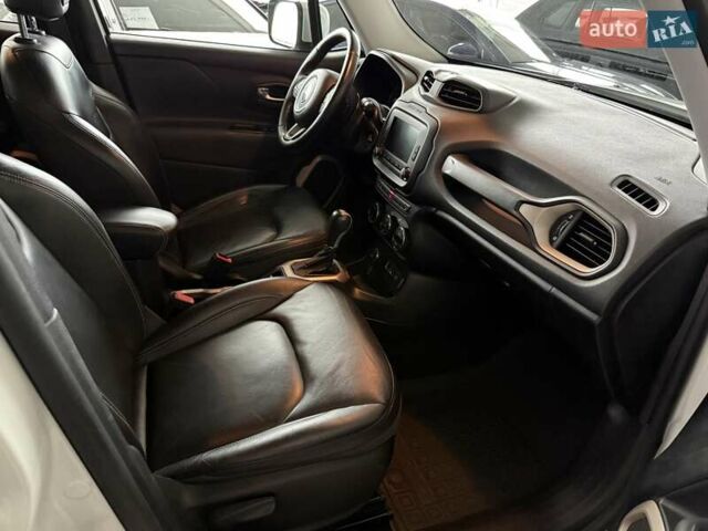 Белый Джип Ренегат, объемом двигателя 2.36 л и пробегом 76 тыс. км за 13800 $, фото 14 на Automoto.ua