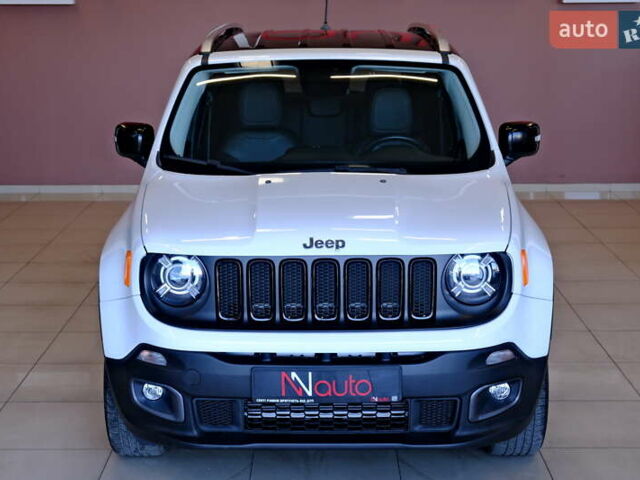 Білий Джип Ренегат, об'ємом двигуна 2.4 л та пробігом 131 тис. км за 13900 $, фото 1 на Automoto.ua