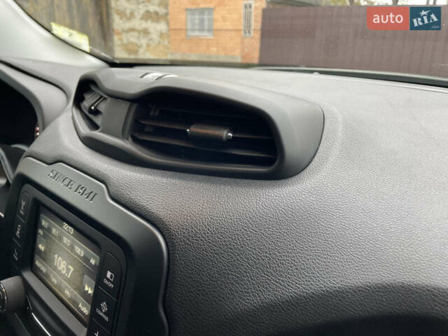 Білий Джип Ренегат, об'ємом двигуна 2.4 л та пробігом 233 тис. км за 11700 $, фото 42 на Automoto.ua